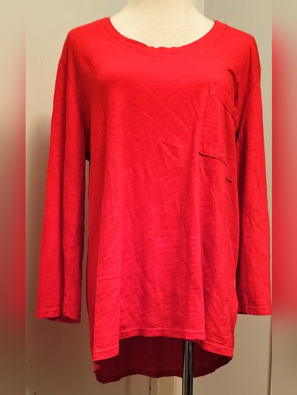 Bright Red Hi Low 3/4 Length Sleeve Pocket Tee Size M